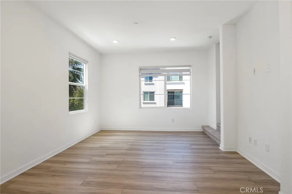 661 Panorama Lane