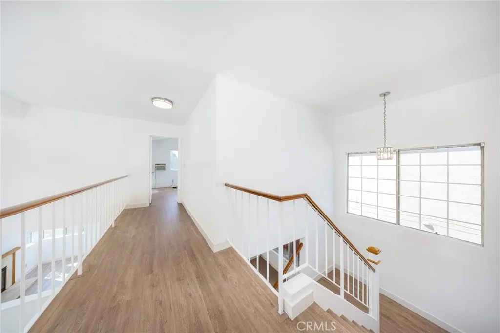 934 W 11th Street