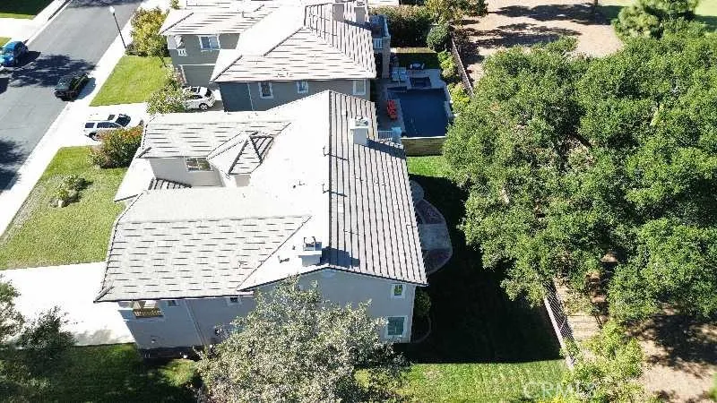 2225 Saratoga Lane