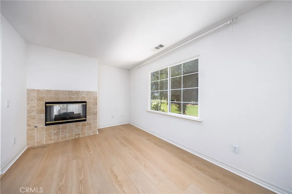 2225 Saratoga Lane