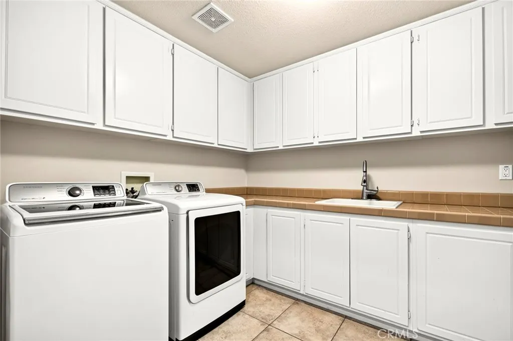 36 Foxtail Court