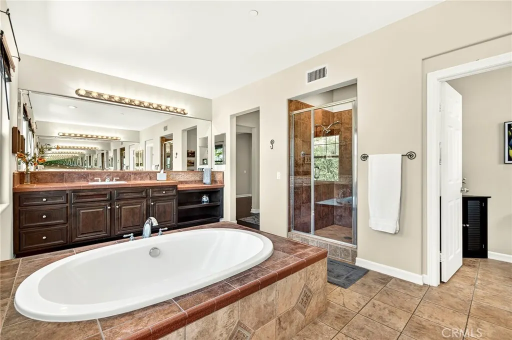 36 Foxtail Court