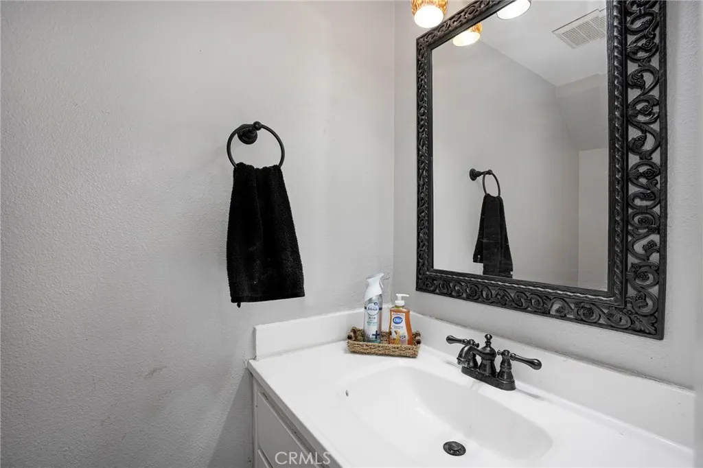 2580 Huntington #H