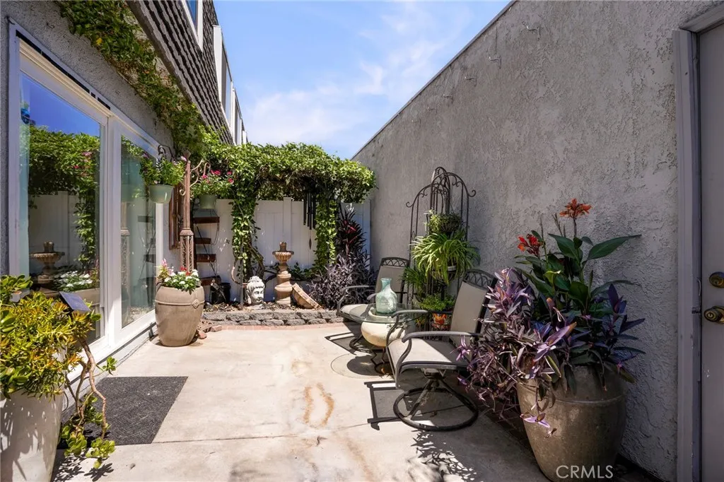 2580 Huntington #H