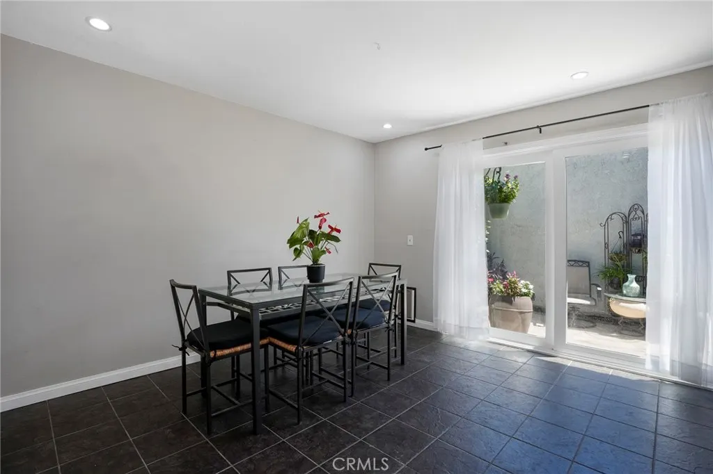 2580 Huntington #H