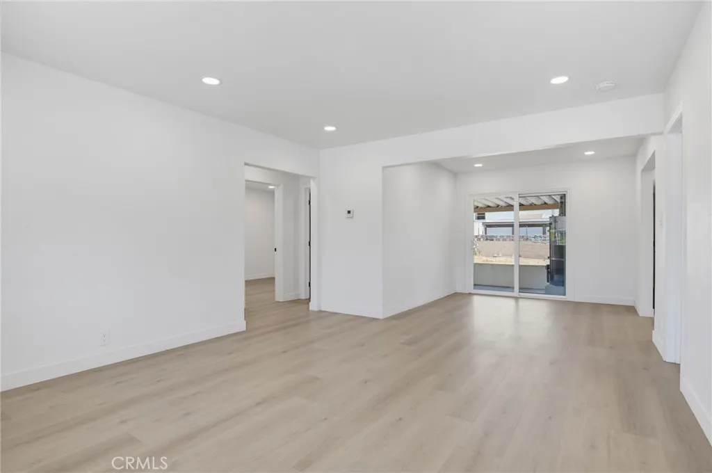 570 N East End Avenue