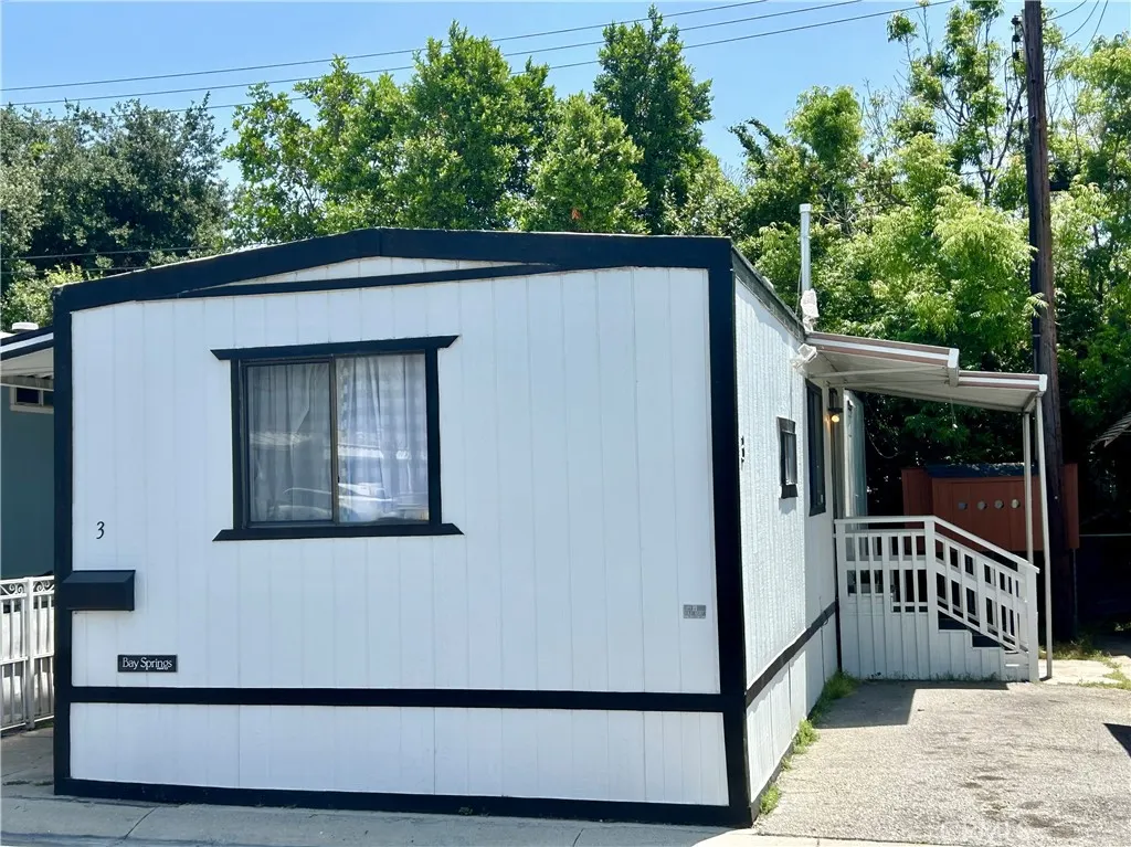 925 Bonita Avenue, #3