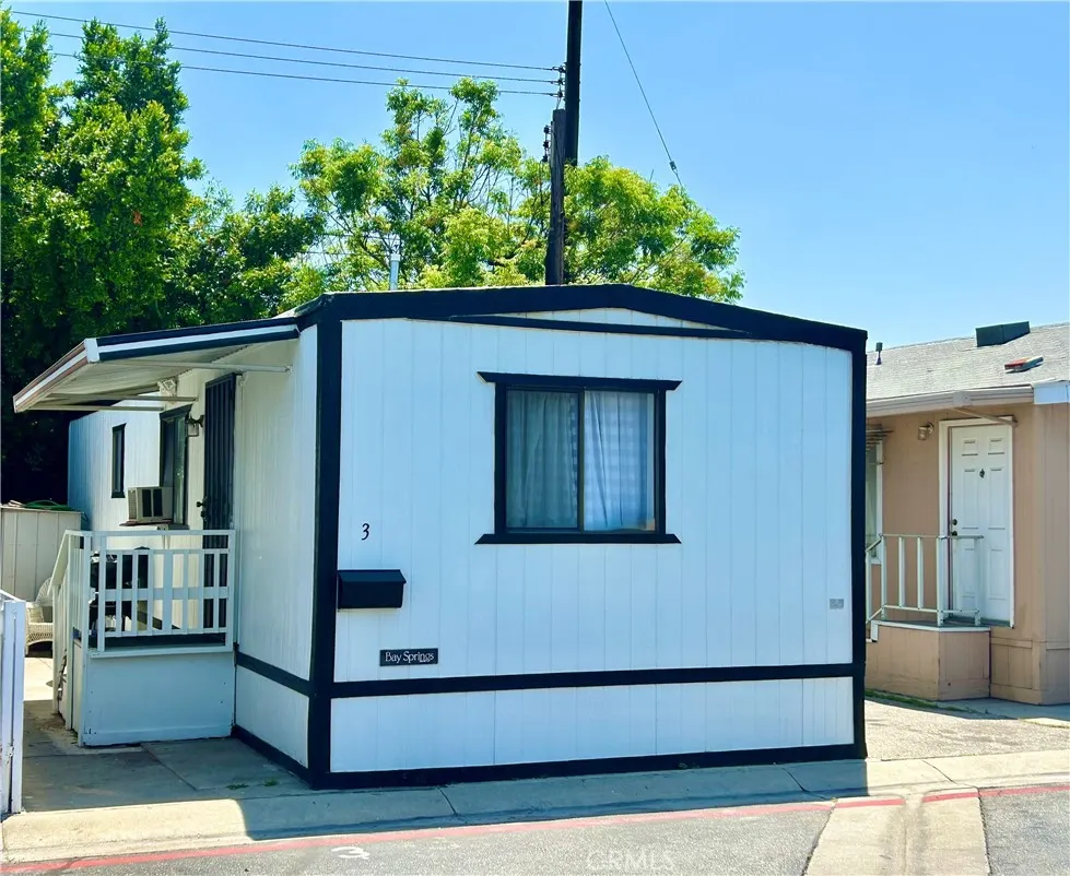 925 Bonita Avenue, #3