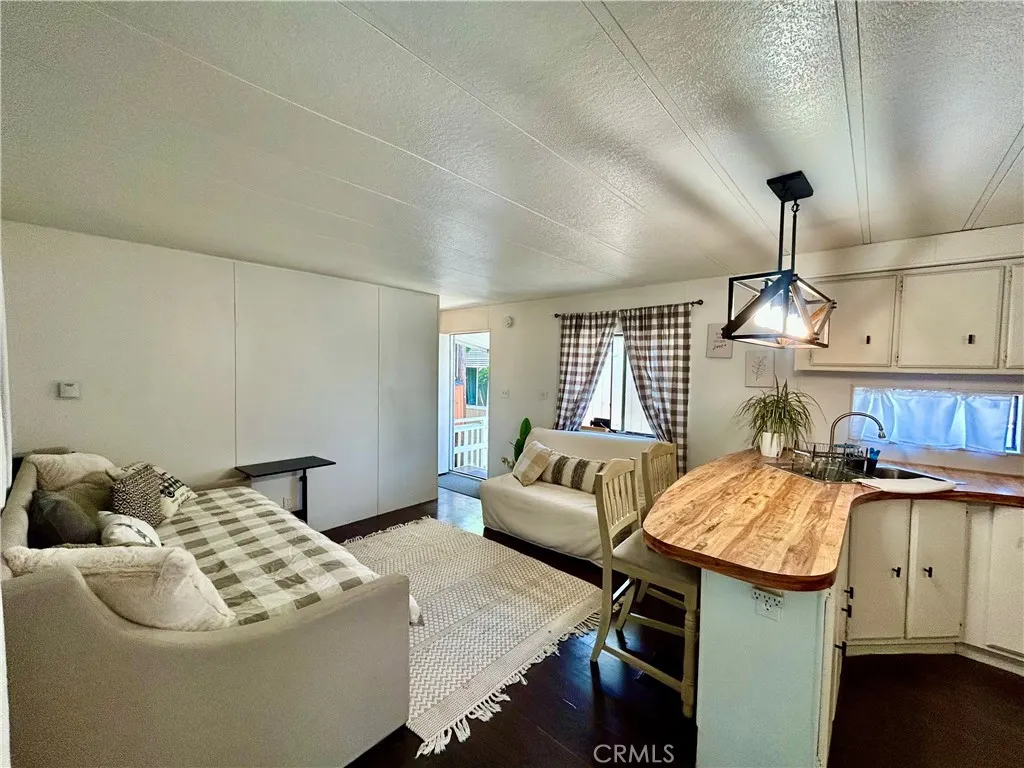 925 Bonita Avenue, #3