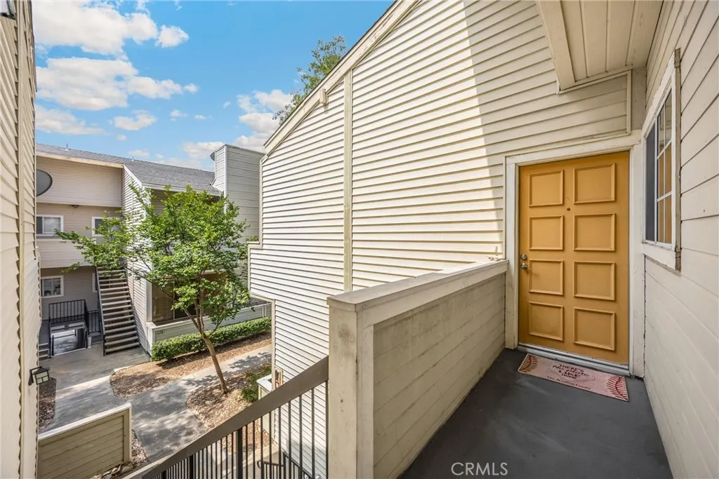 777 S Citrus Avenue, #221