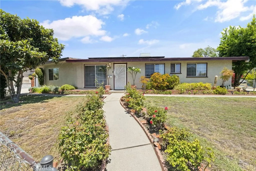 816 Delay Avenue