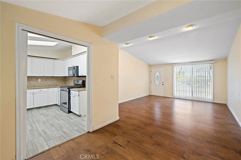 816 Delay Avenue