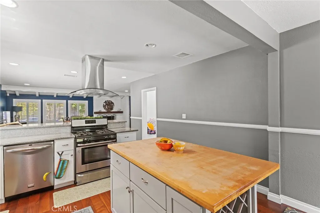 289 E Mckinley Avenue