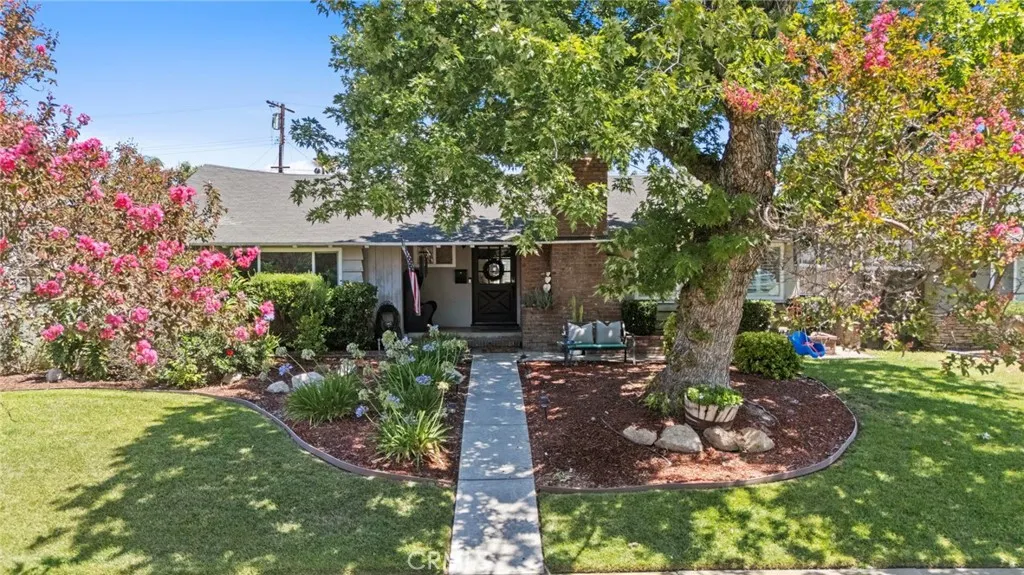 289 E Mckinley Avenue