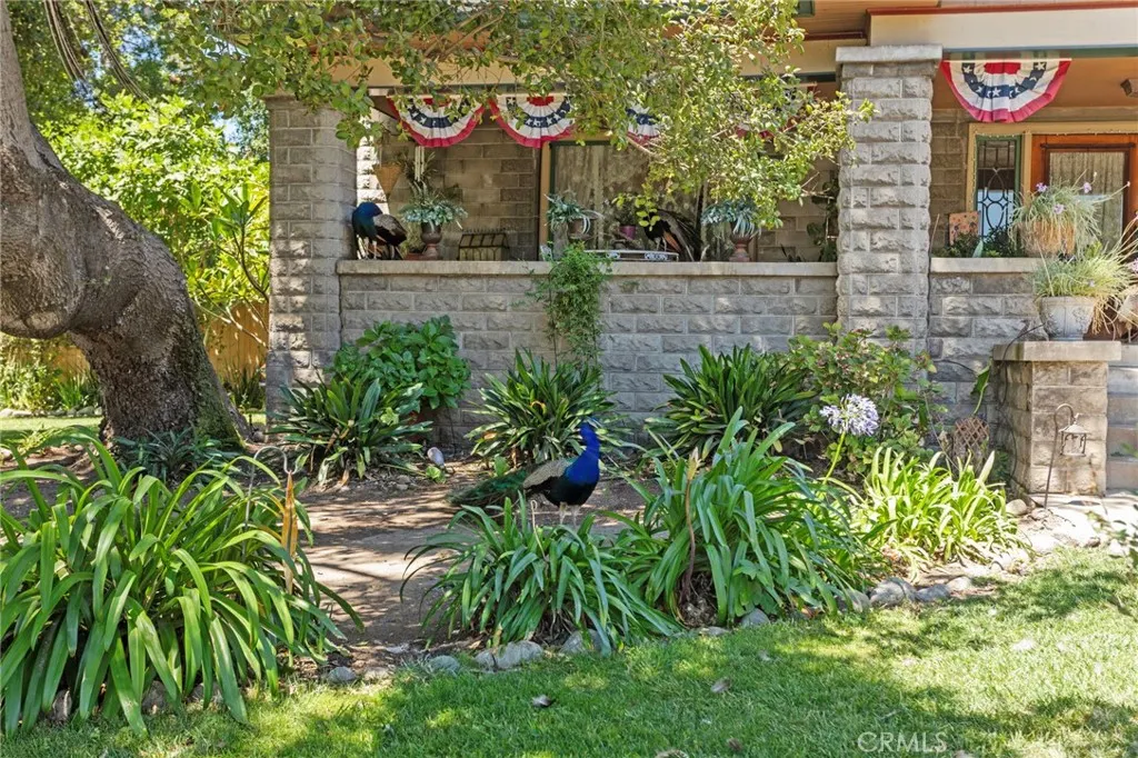 289 E Mckinley Avenue