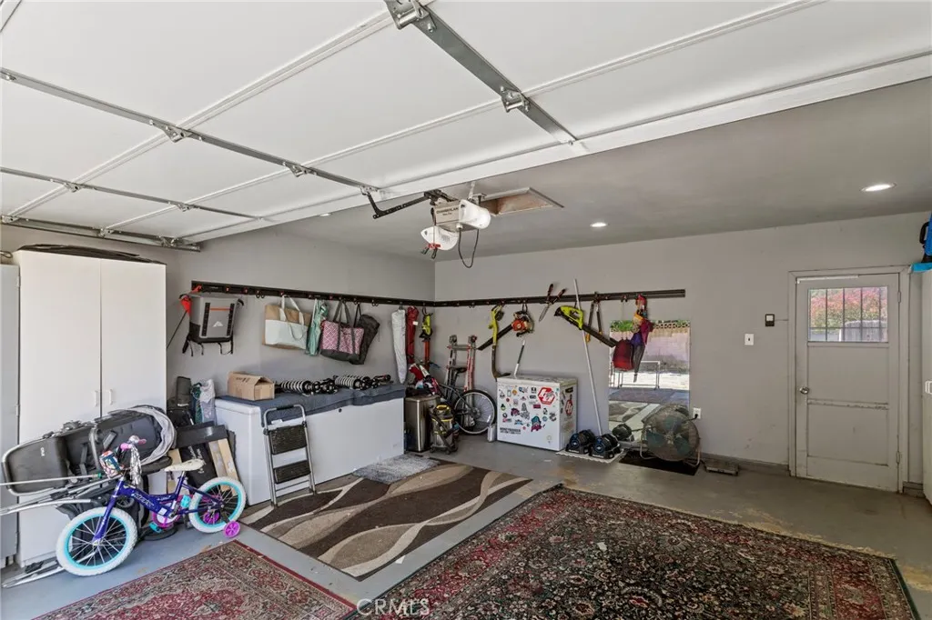 289 E Mckinley Avenue