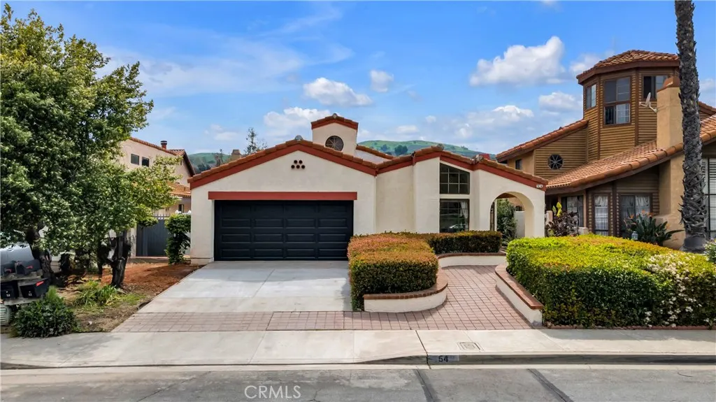 54 Falcon Ridge Drive