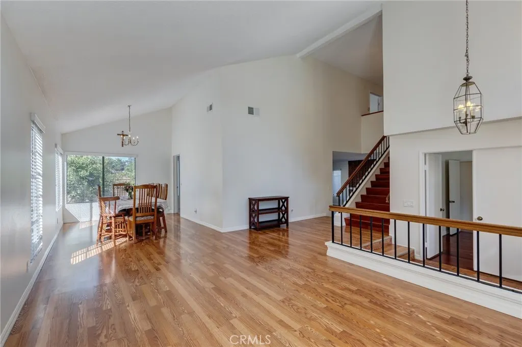 6 Hunter Point Road