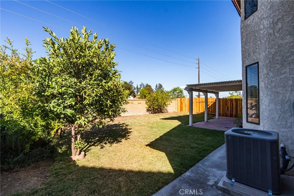 6 Hunter Point Road