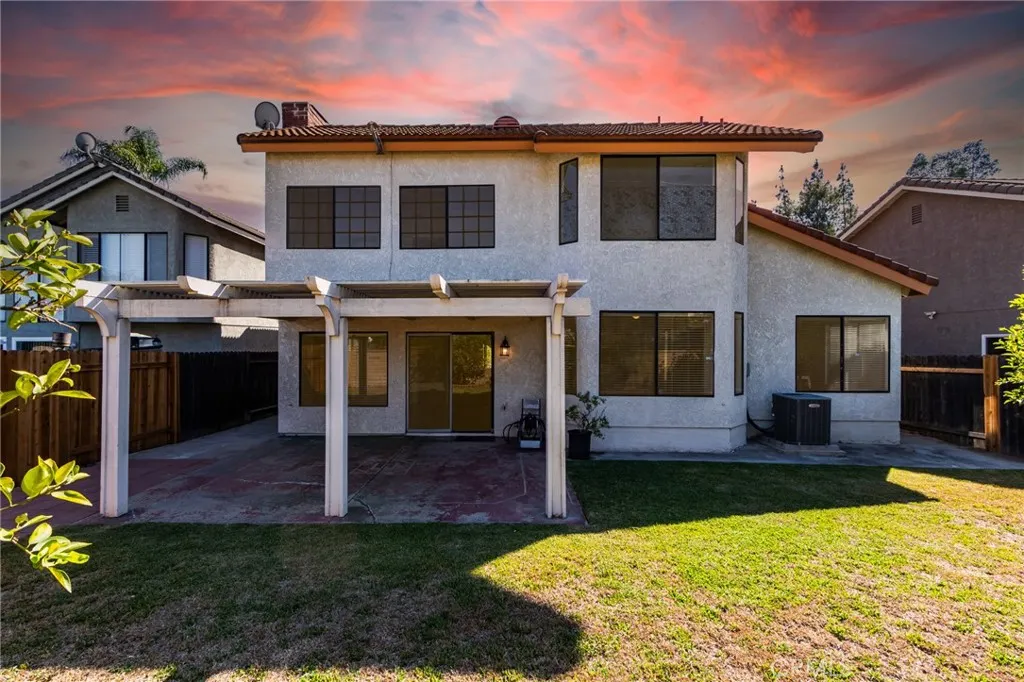 6 Hunter Point Road