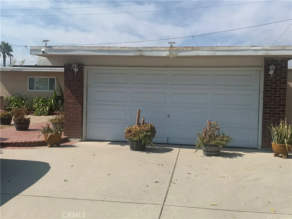 523 E Covina Boulevard