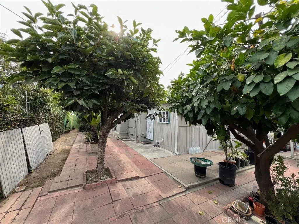 631 N La Sena Avenue