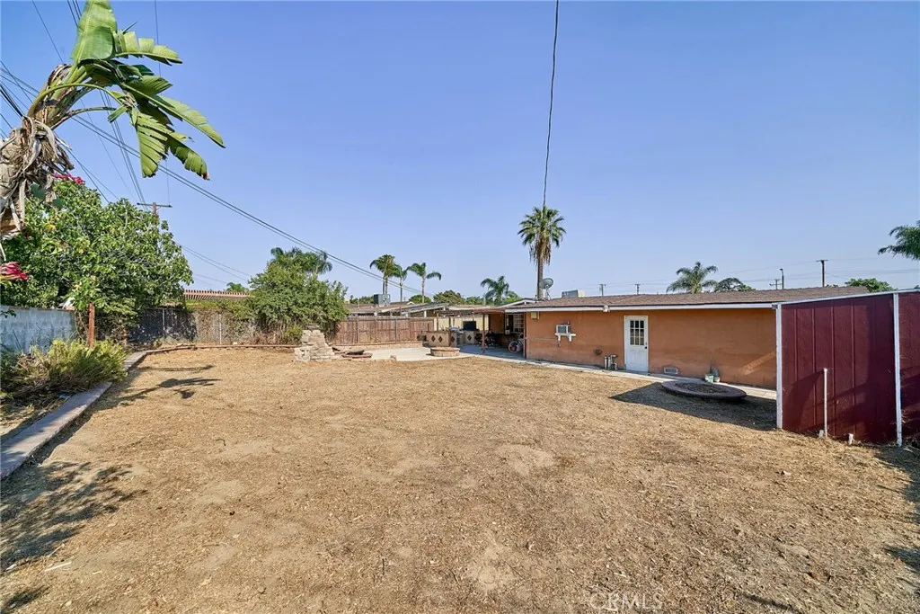 1113 Brewster Dr