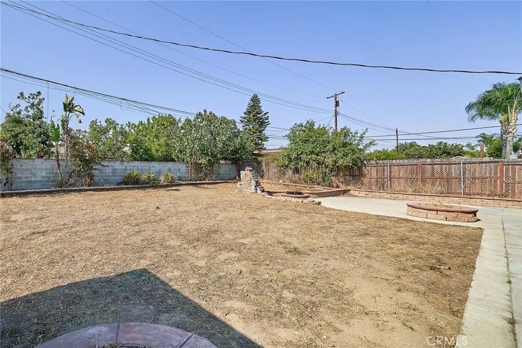 1113 Brewster Dr
