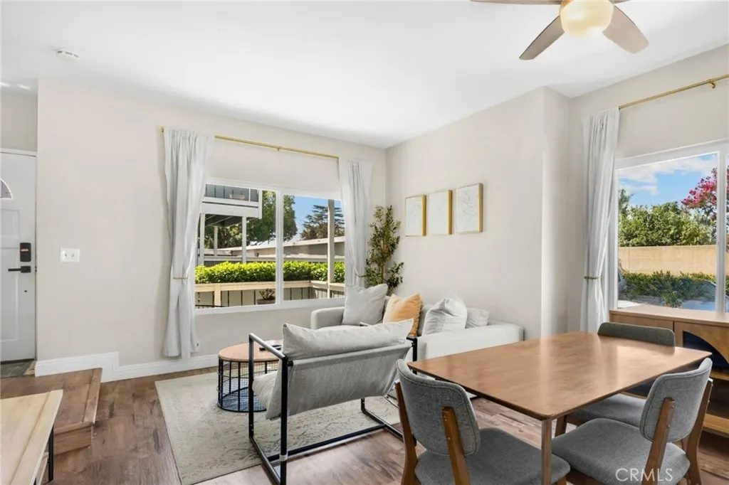 926 W Philadelphia, #18