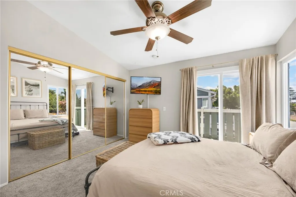 926 W Philadelphia, #18