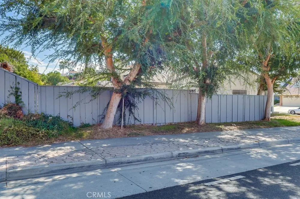 1721 Glenridge Circle