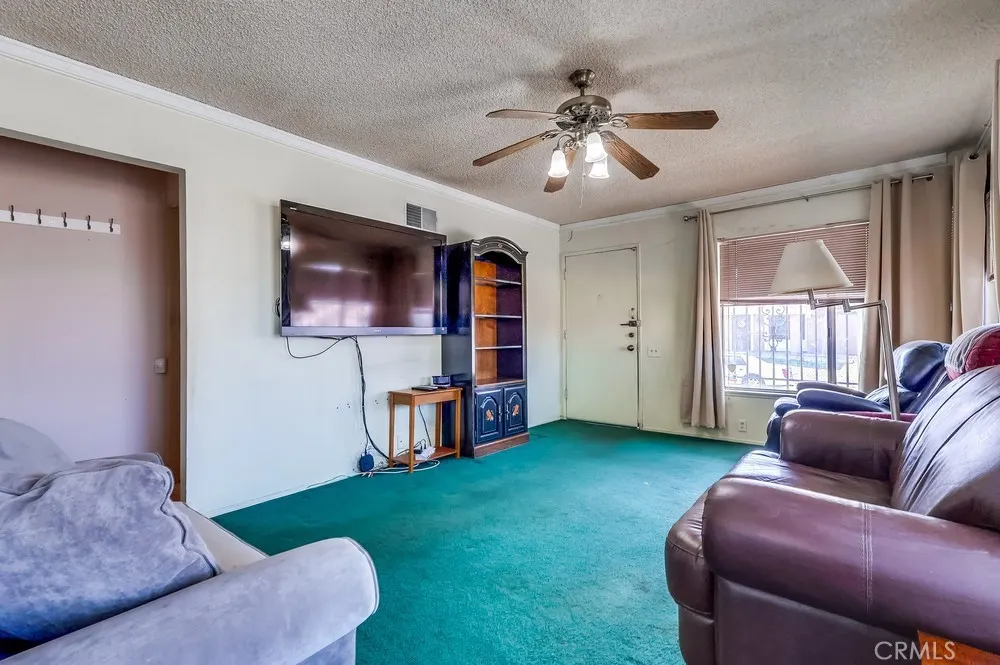 1721 Glenridge Circle