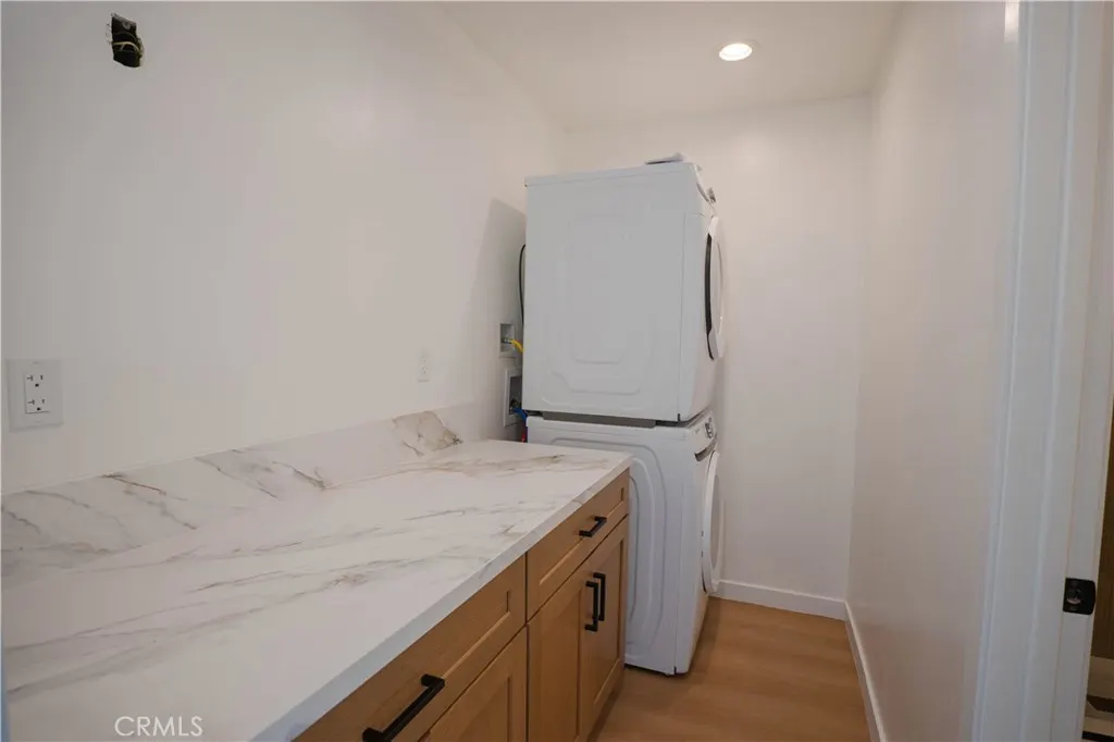 13755 Los Angeles Street, #5