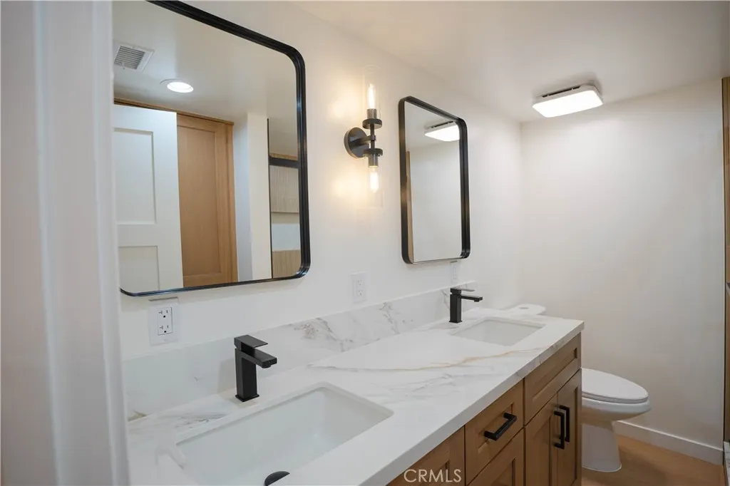 13755 Los Angeles Street, #5