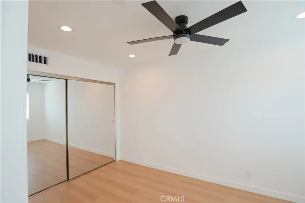 13755 Los Angeles Street, #5
