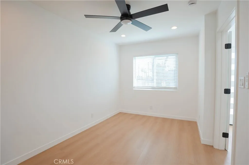 13755 Los Angeles Street, #5
