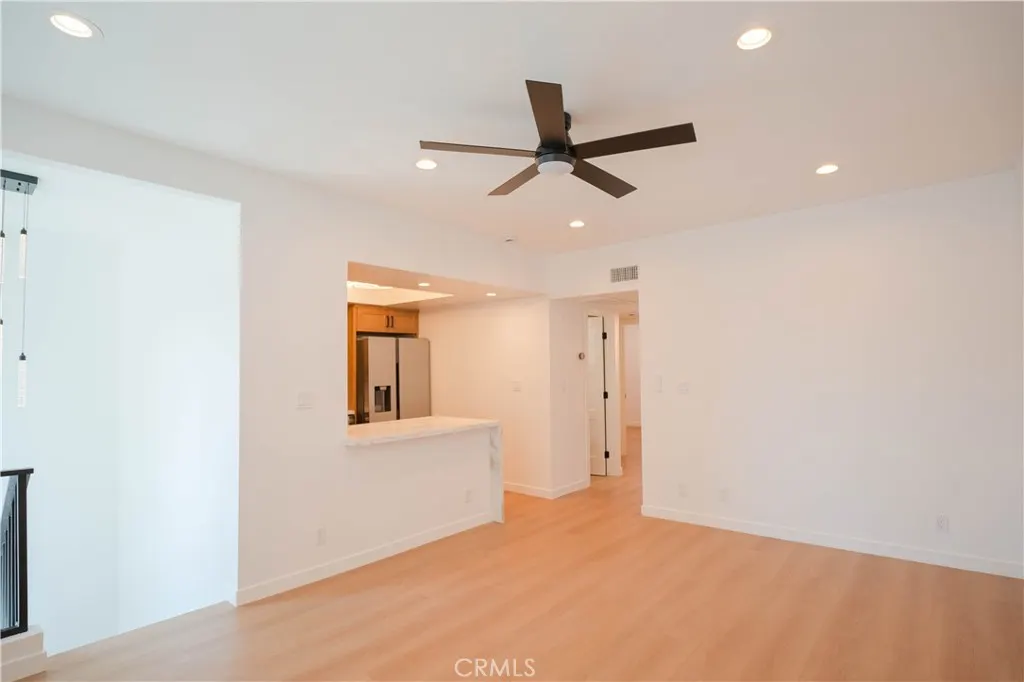 13755 Los Angeles Street, #5