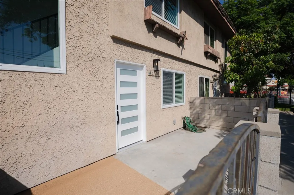 13755 Los Angeles Street, #5