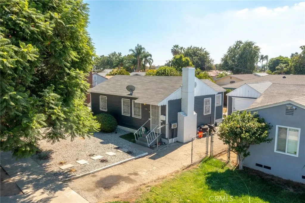 1176 Laurel Avenue
