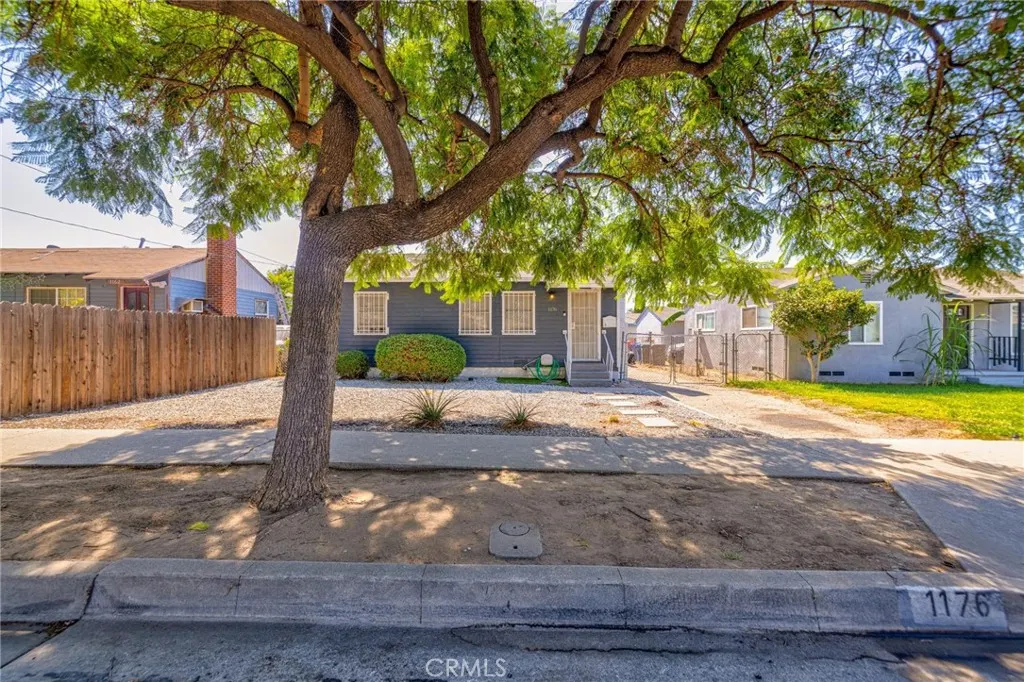1176 Laurel Avenue