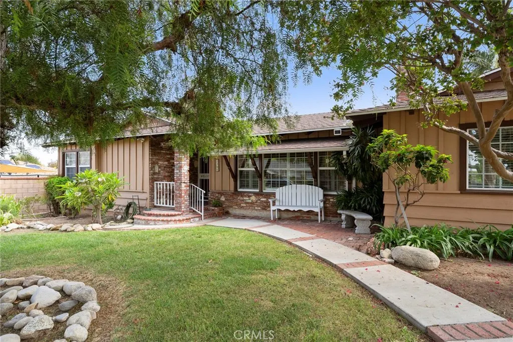 1306 S Cajon Avenue