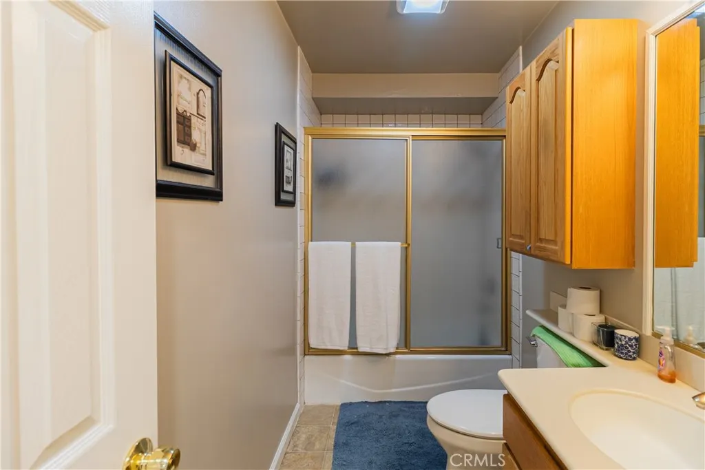 1406 S St Malo