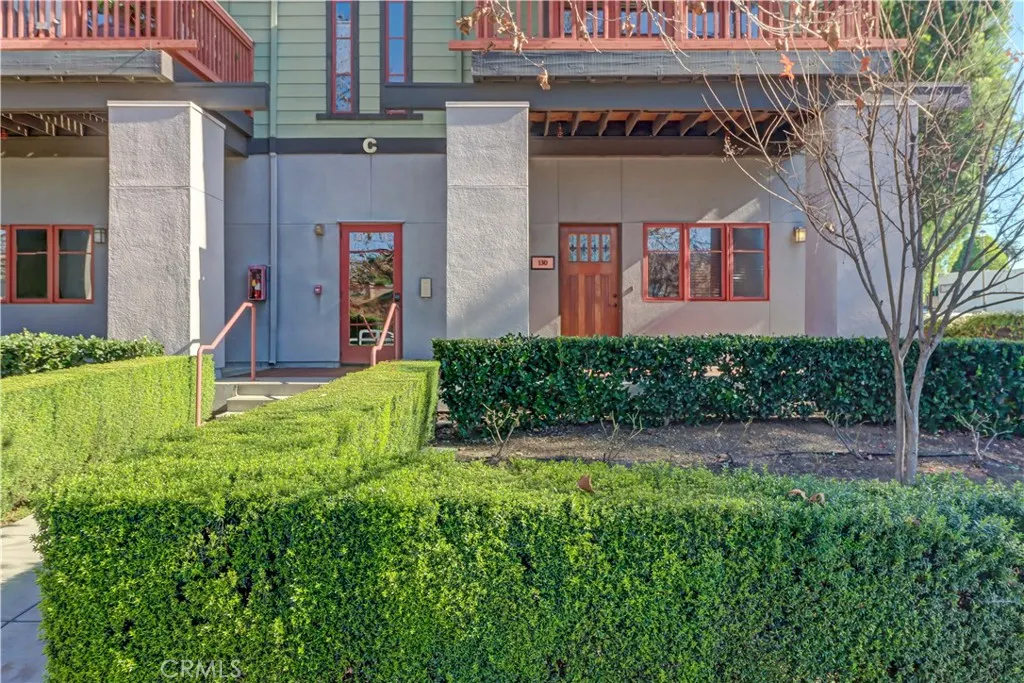 130 N Vermont