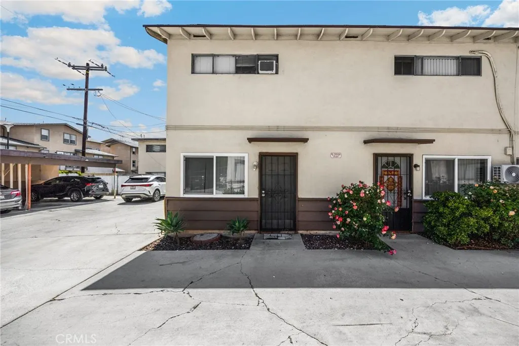 4128 Eunice Avenue
