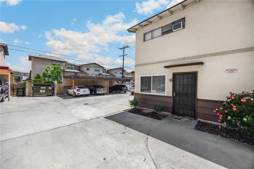 4128 Eunice Avenue