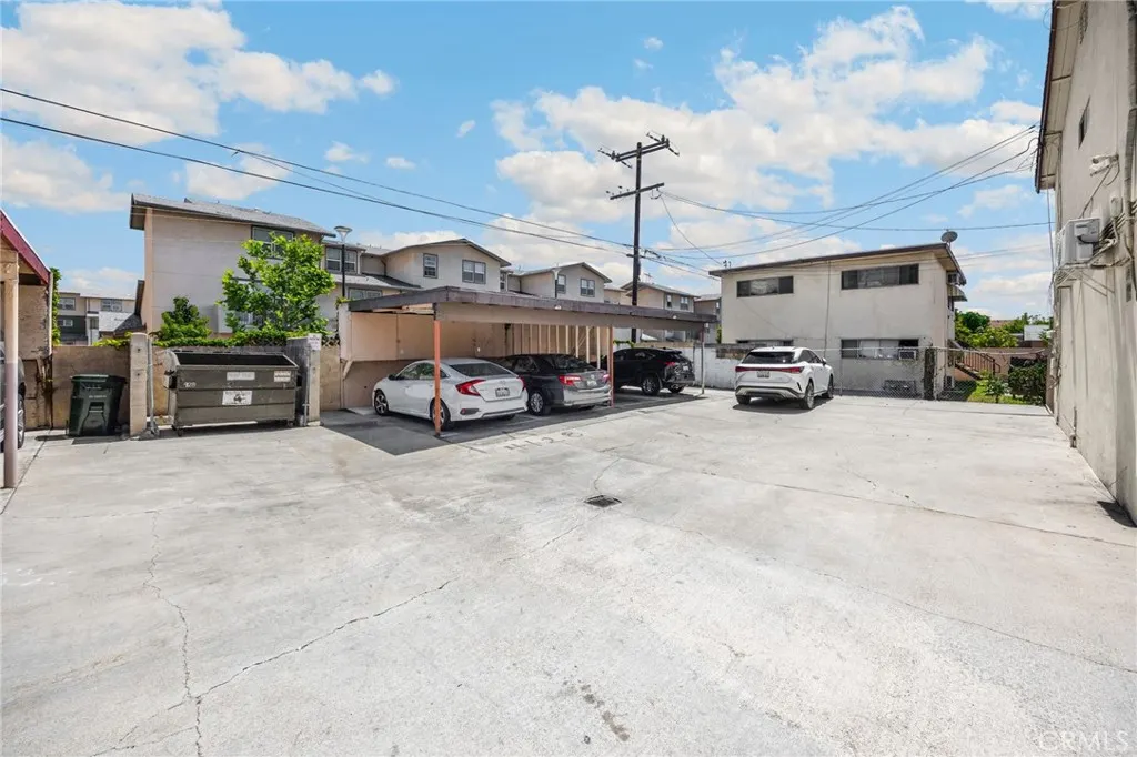 4128 Eunice Avenue
