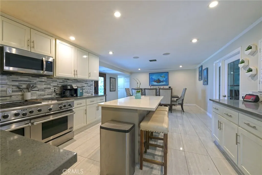 512 S Shouse