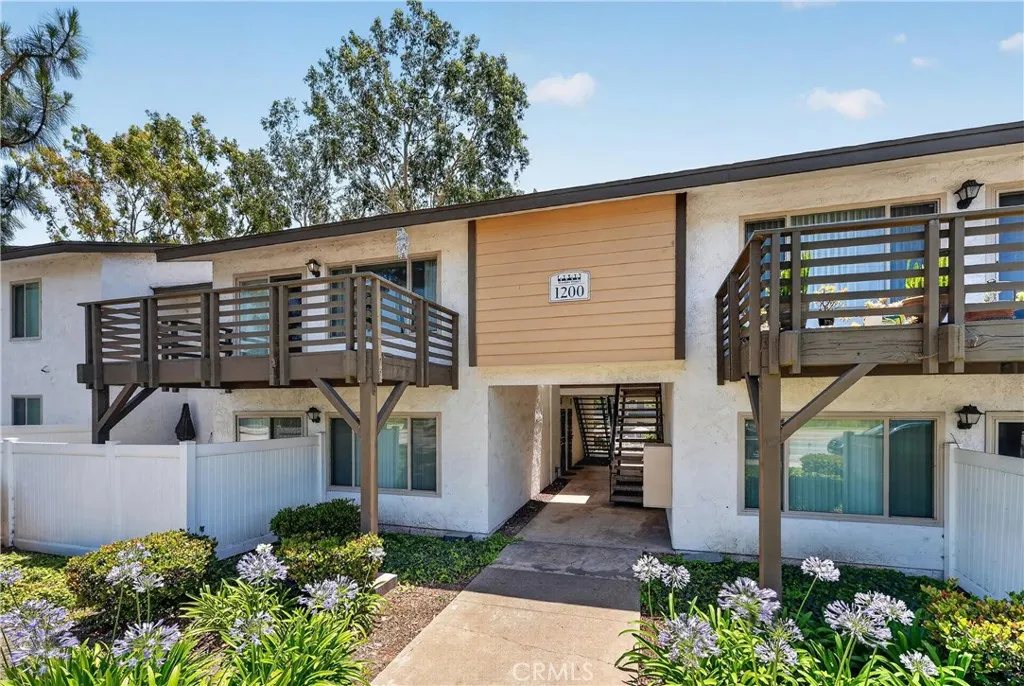 1200 W Lambert Rd #22