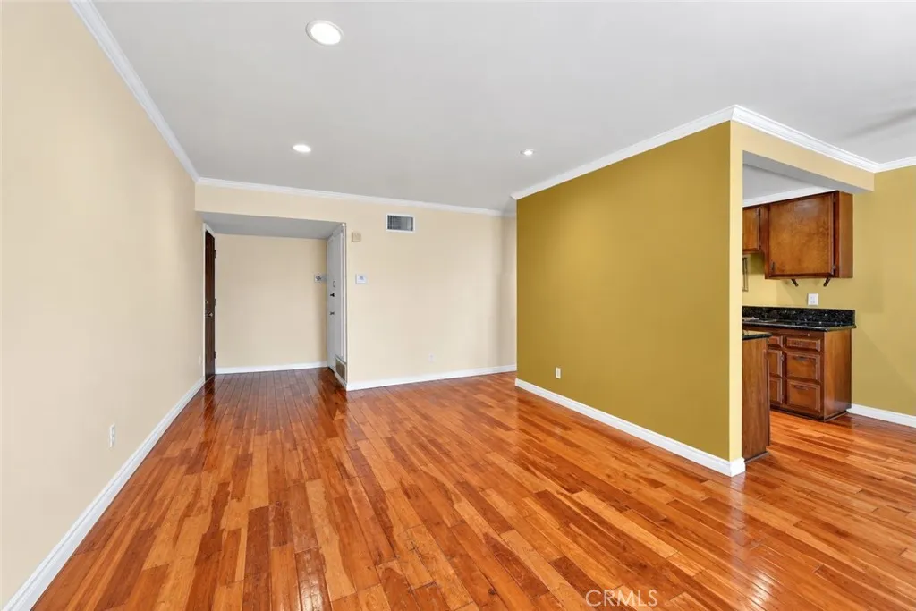 1200 W Lambert Rd #22