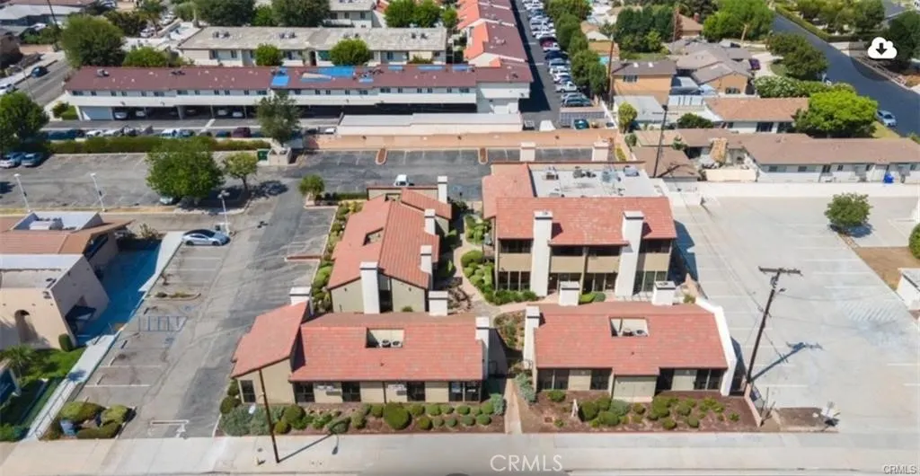 461 E Whittier #B